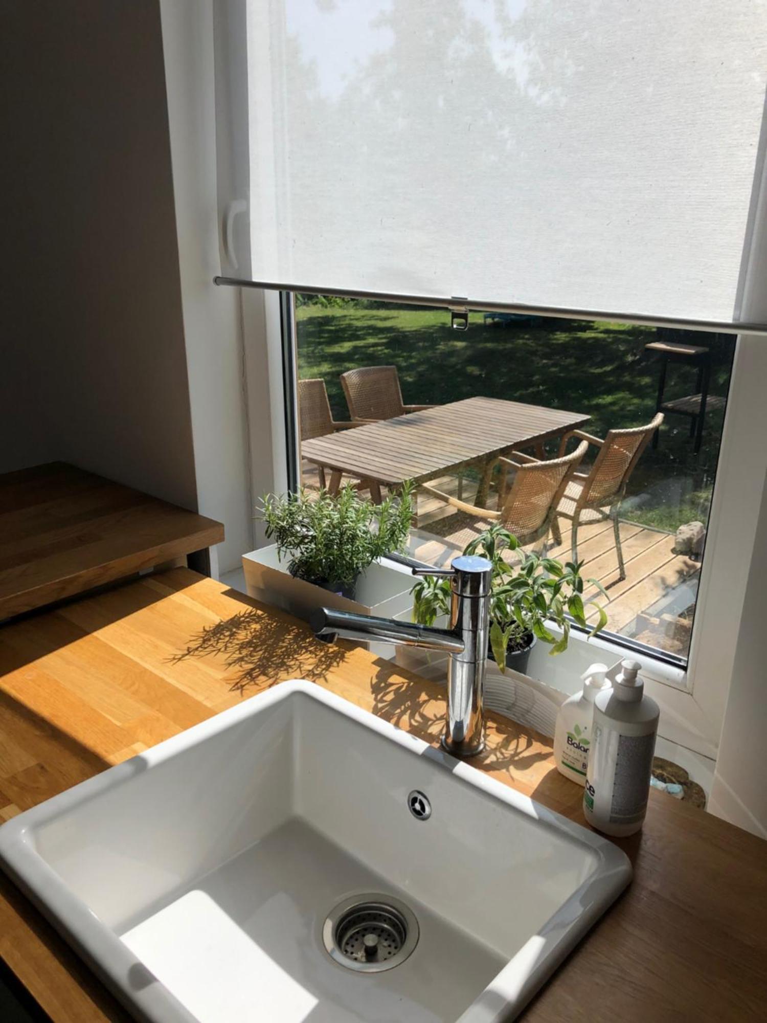 Hillside View House With Garden, Private Parking, Quiet Location - 12 Min To Old Town Anytime, Long Stays Welcome Vilnius Exterior photo