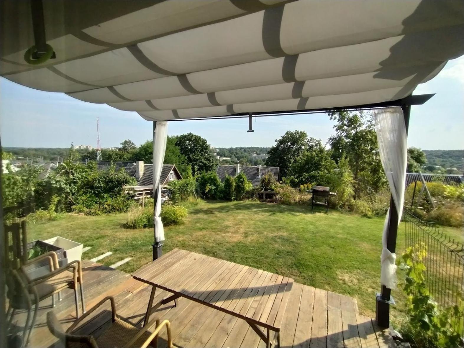 Hillside View House With Garden, Private Parking, Quiet Location - 12 Min To Old Town Anytime, Long Stays Welcome Vilnius Exterior photo