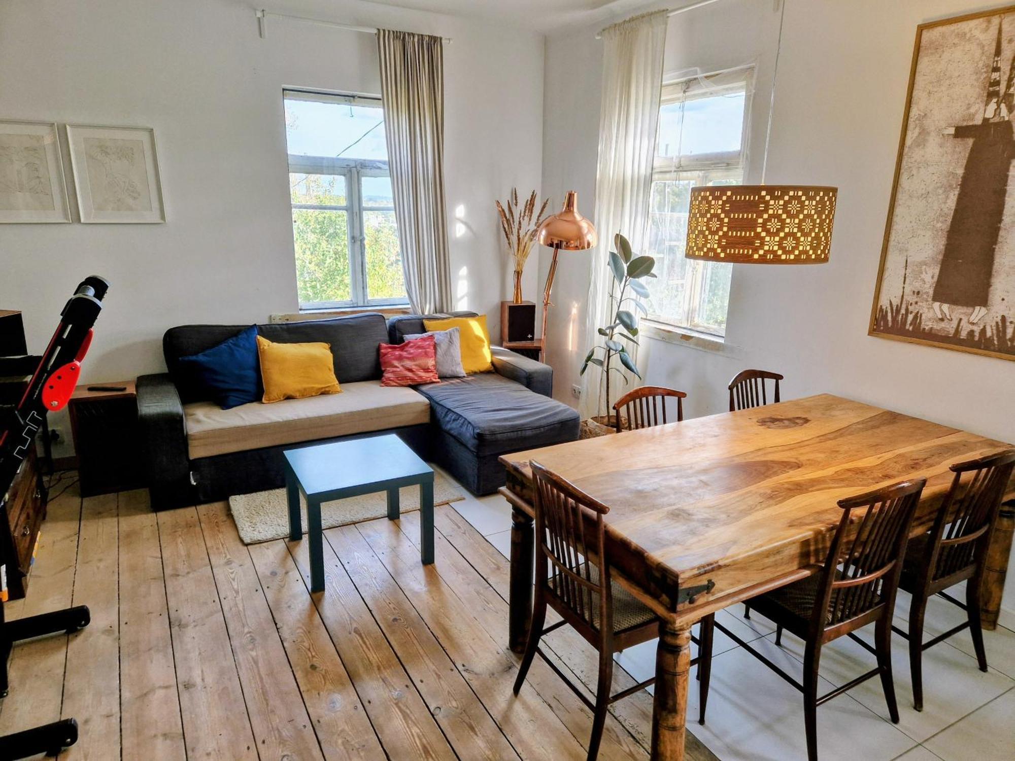 Hillside View House With Garden, Private Parking, Quiet Location - 12 Min To Old Town Anytime, Long Stays Welcome Vilnius Exterior photo