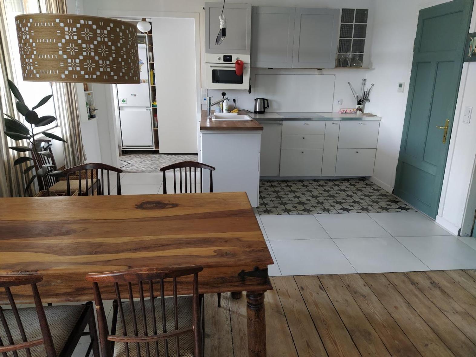 Hillside View House With Garden, Private Parking, Quiet Location - 12 Min To Old Town Anytime, Long Stays Welcome Vilnius Exterior photo